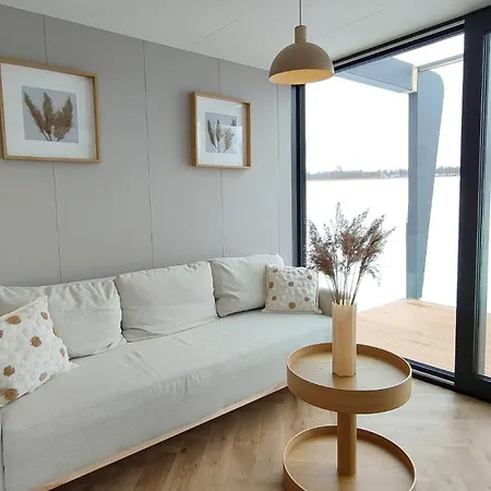 Houseboat - Dom Na Wodzie *