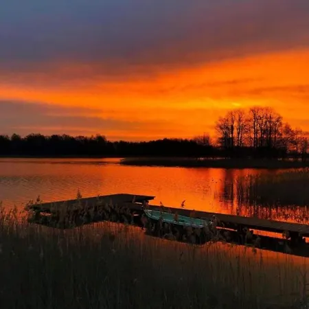 Holiday home Houseboat - Dom Na Wodzie Regiel