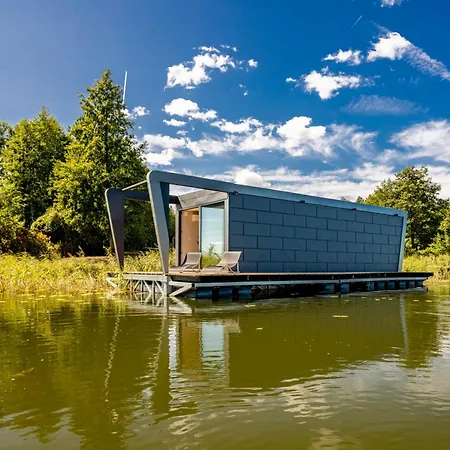 Houseboat - Dom Na Wodzie Holiday home *